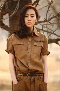 孙艺铭,出生于山东省,中国内地女演员,毕业于北京师范大学表演系本科.