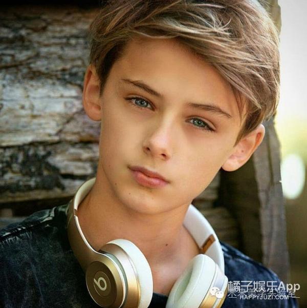 13岁澳洲男孩被封为世界最帅小正太,你觉得