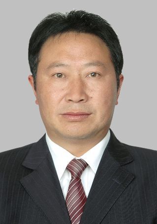 经研究,该同志拟提名为施甸县人民政府县长候选人