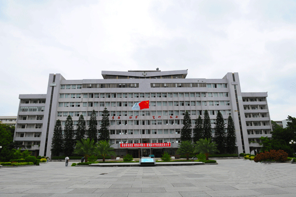 广东财经大学