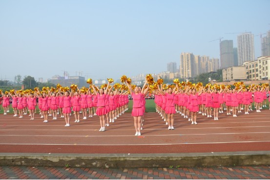 江津二中好还是三中啊_重庆